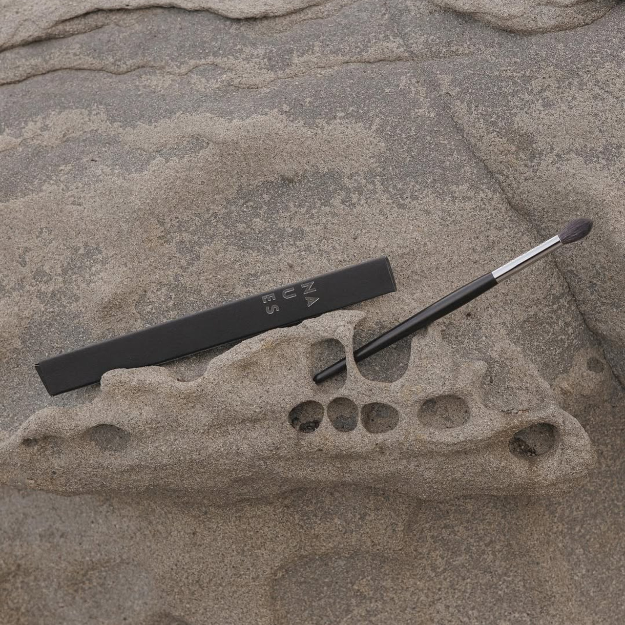 ANNA BRUSHES. Предметный фотограф во Владивостоке