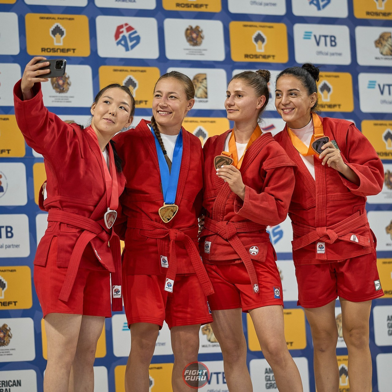 Отзывы о фотографе. Рустам Губайдуллин Фотографирую жизнь в Кстово/HH