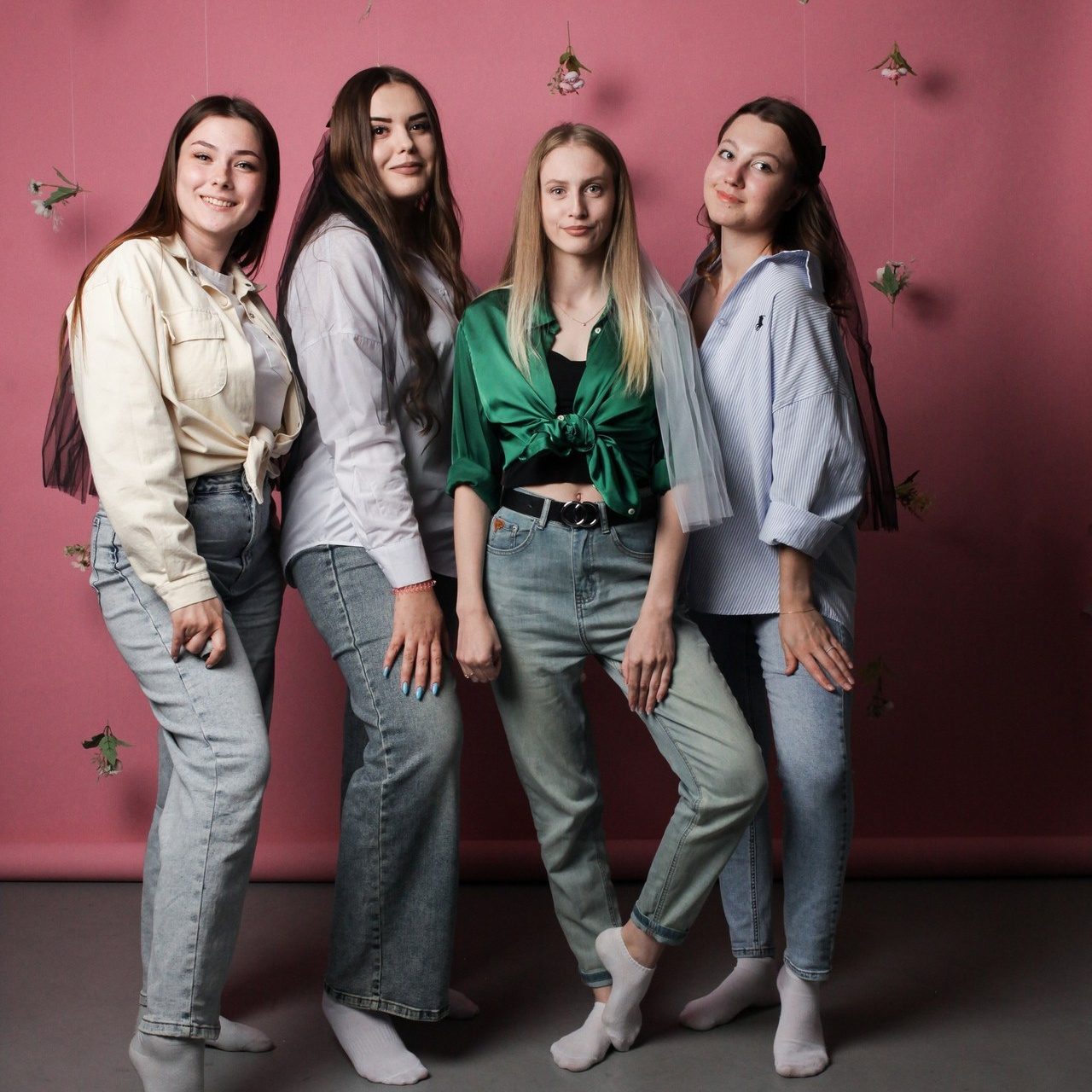 ОТЗЫВЫ | АВТОПОРТРЕТНАЯ. Ю.селф (yourSelf) | автопортретная фотостудия Тольятти