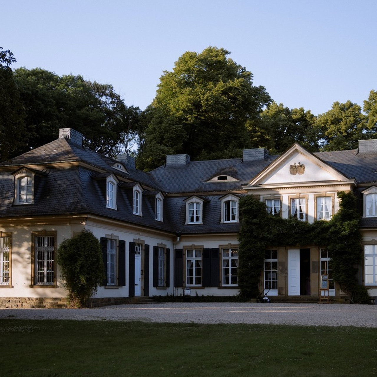 FEEDBACK. Galina and Nikita Bykovets, a wedding photographer and videographer duo in Germany