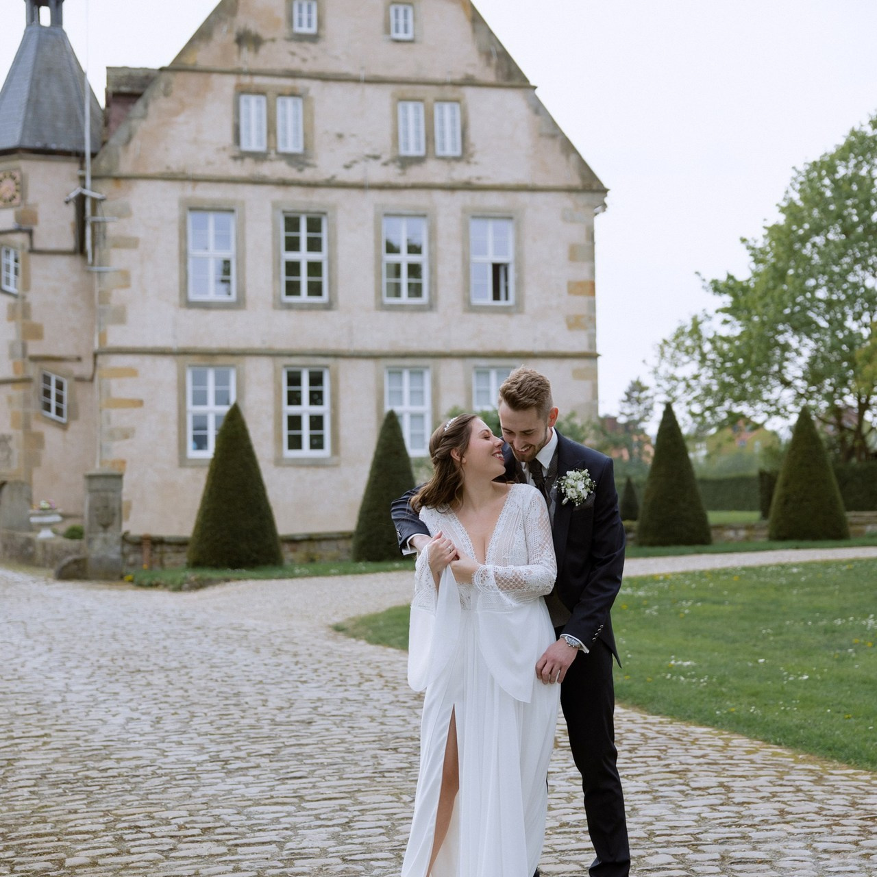 FEEDBACK. Galina and Nikita Bykovets, a wedding photographer and videographer duo in Germany