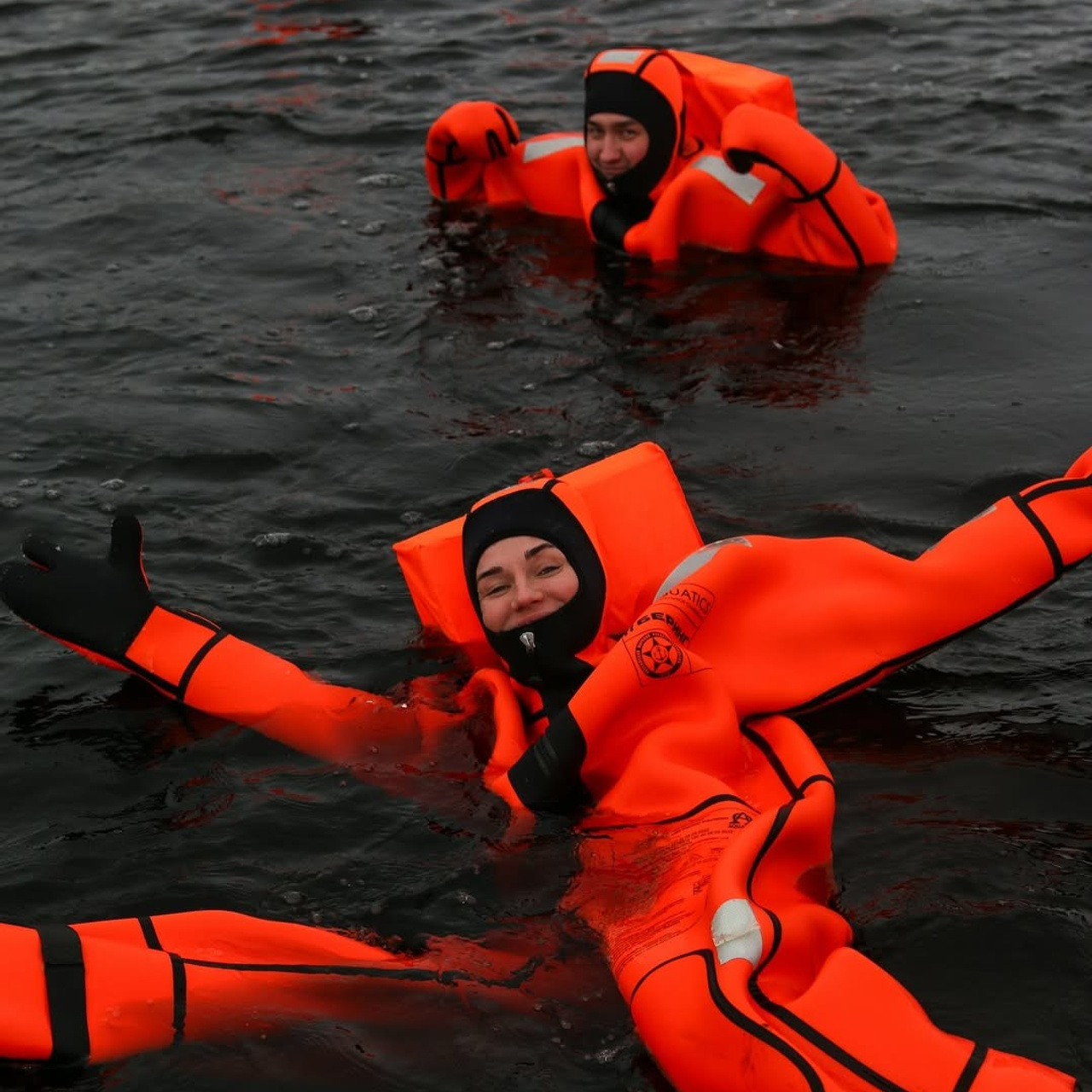 ВПЕРВЫЕ В КРАСНОЯРСКЕ - АЙСФЛОАТИНГ на острове Отдыха. RestPlace — айсфлоатинг, яхты, хивусы — активный отдых Красноярск