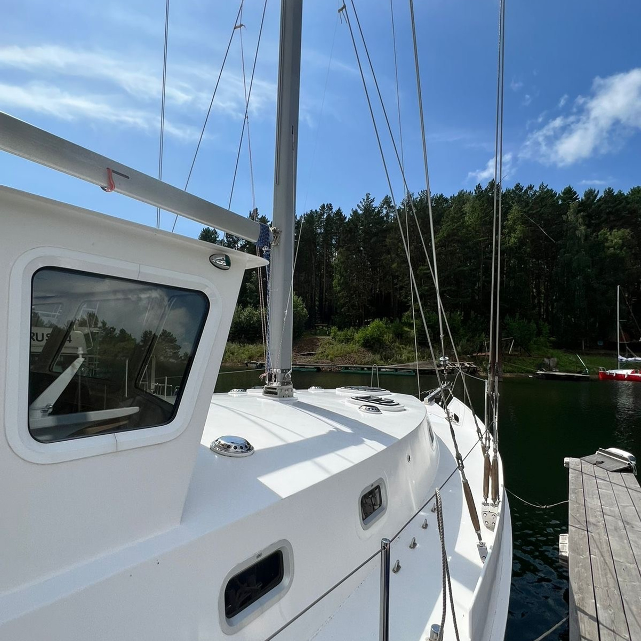 Ласточка. RestPlace — айсфлоатинг, яхты, хивусы — активный отдых Красноярск