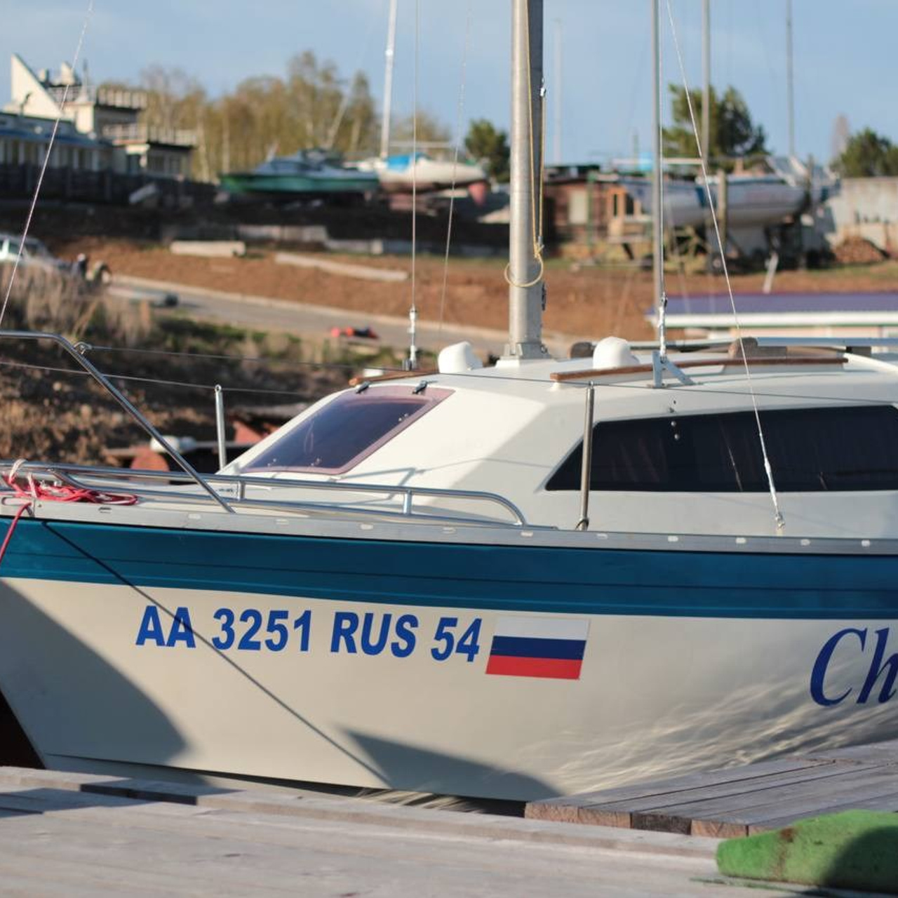 Чарли. RestPlace — парусные, премиум яхты, катера — аренда Красноярск