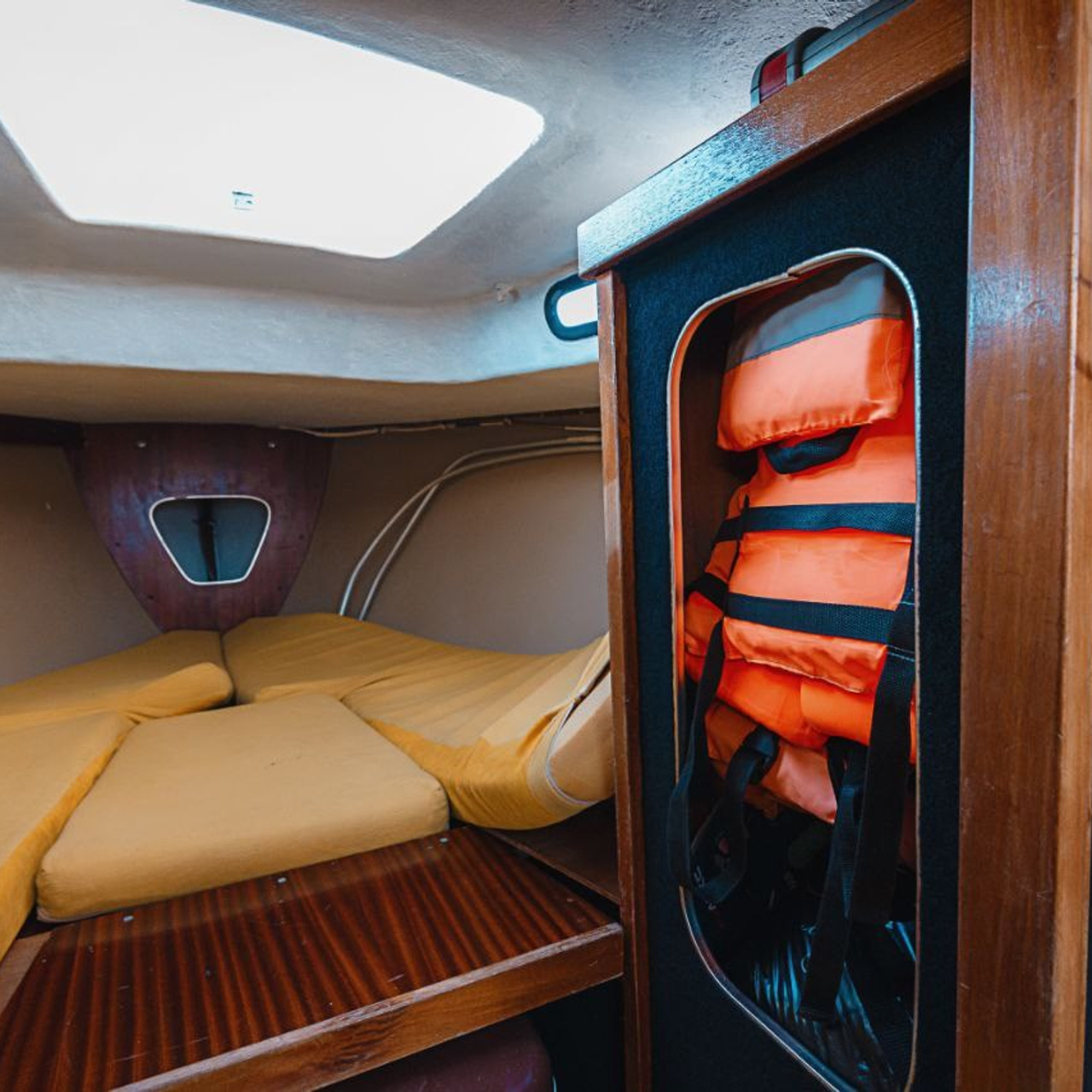 Жемчужина. RestPlace — парусные, премиум яхты, катера — аренда Красноярск