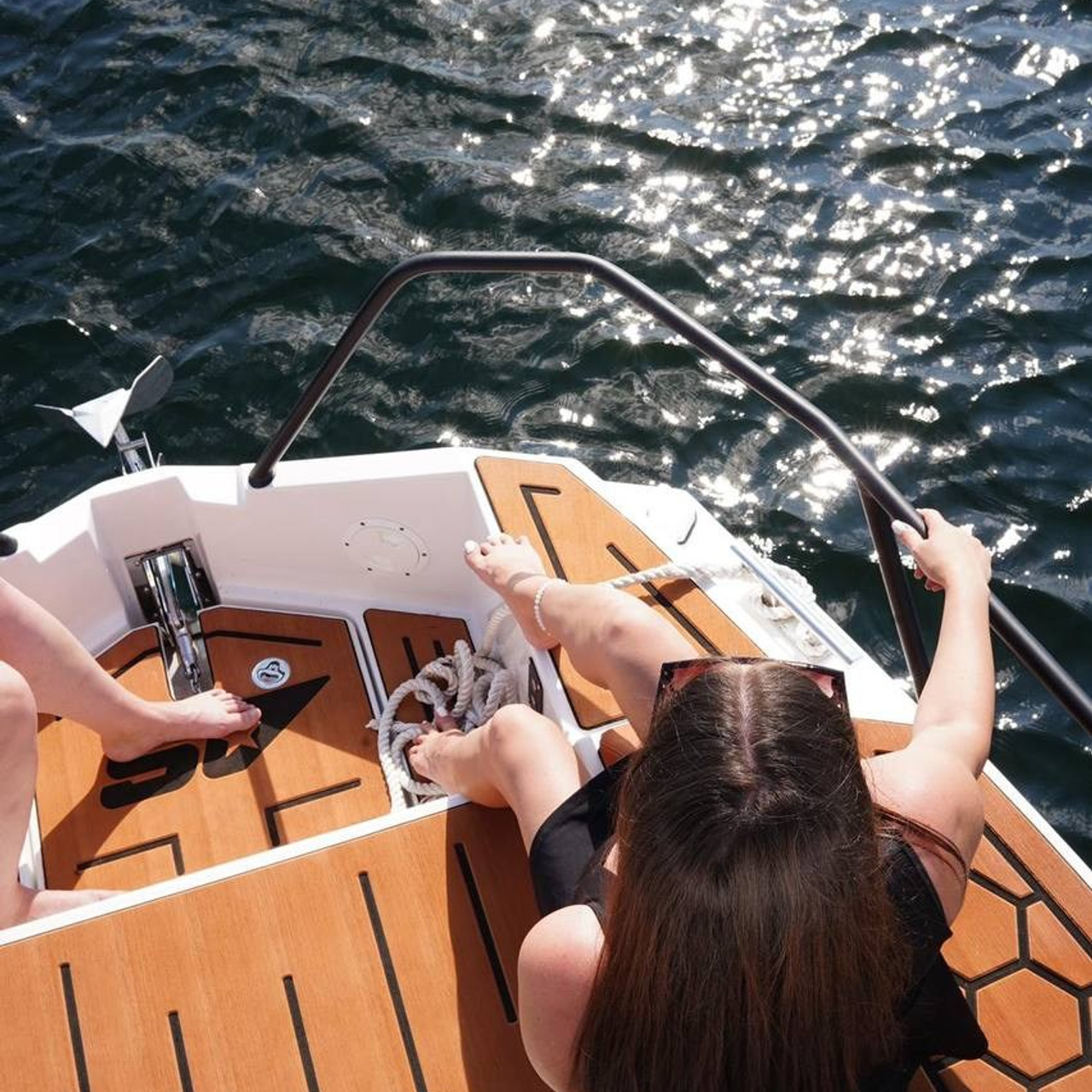 Алиса. RestPlace — парусные, премиум яхты, катера — аренда Красноярск