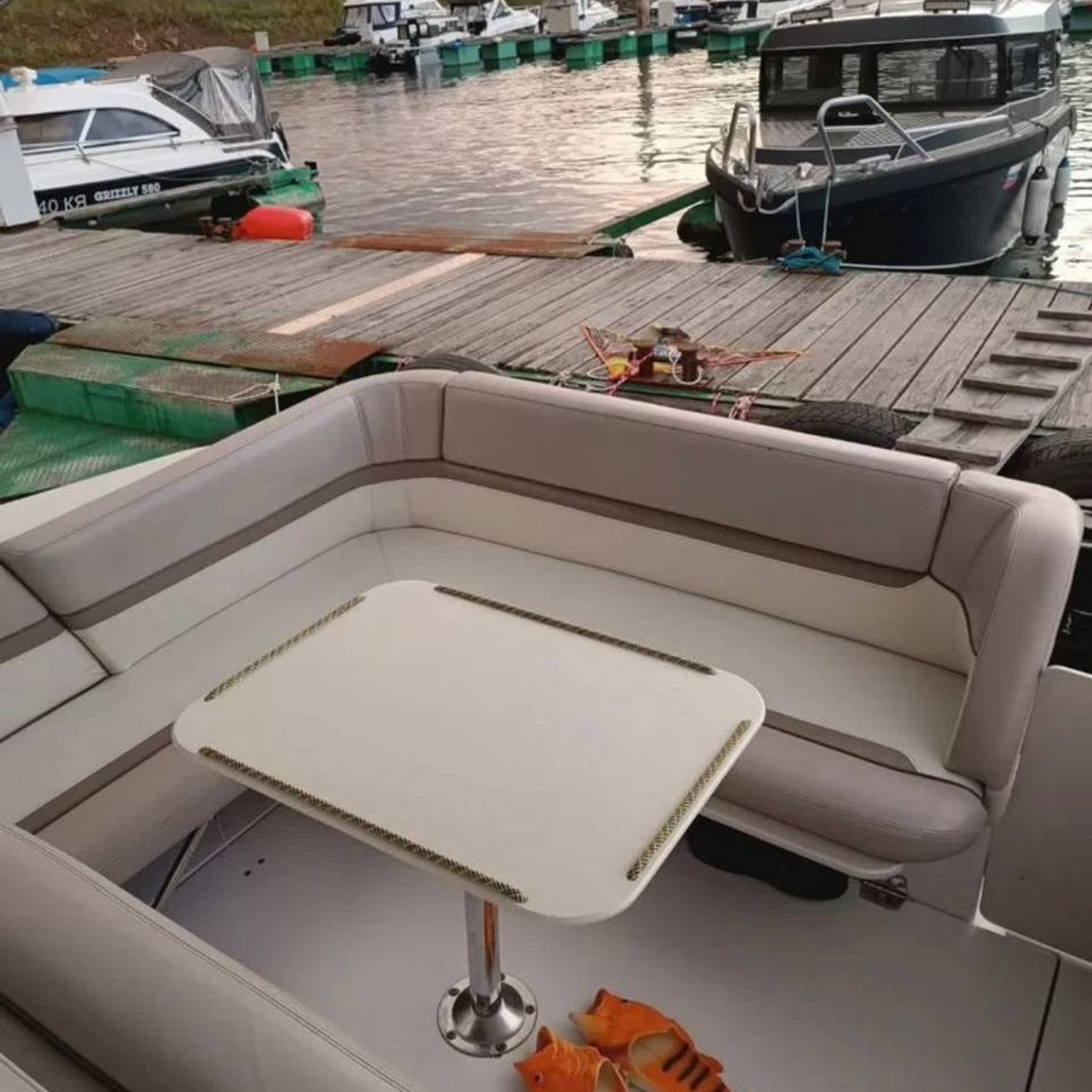 Энджел. RestPlace — парусные, премиум яхты, катера — аренда Красноярск