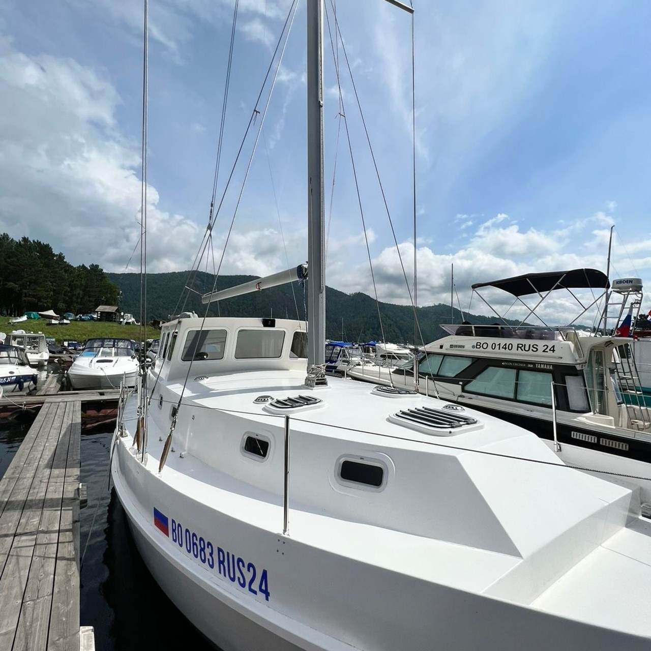 Ласточка. RestPlace — айсфлоатинг, яхты, хивусы — активный отдых Красноярск