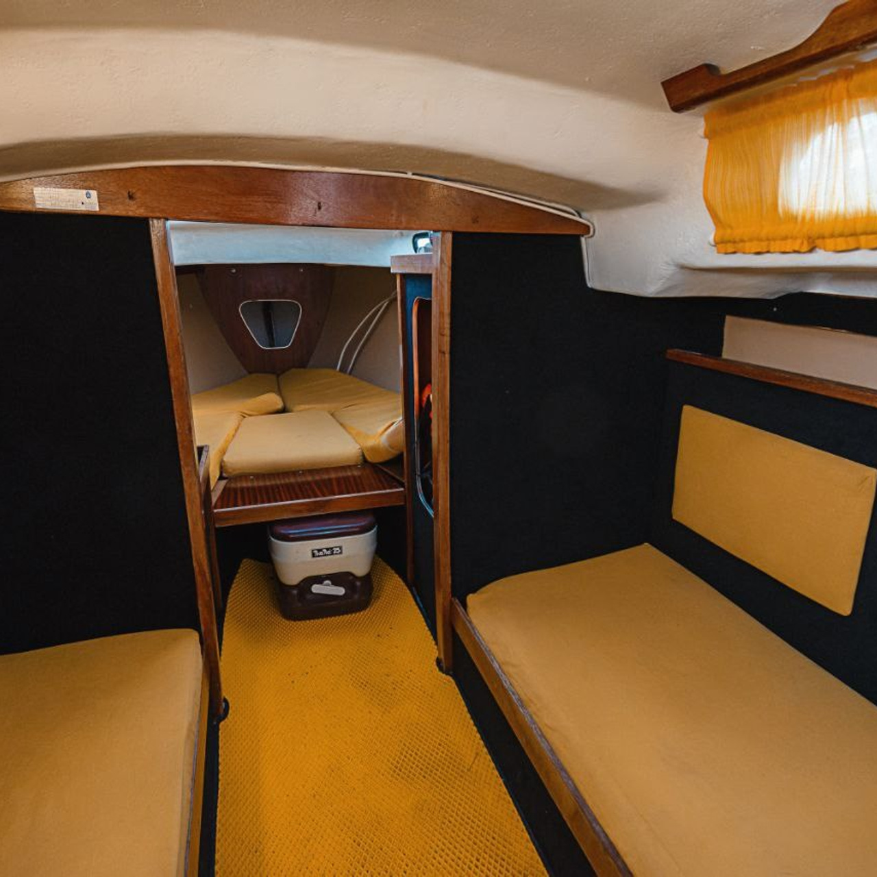 Жемчужина. RestPlace — парусные, премиум яхты, катера — аренда Красноярск