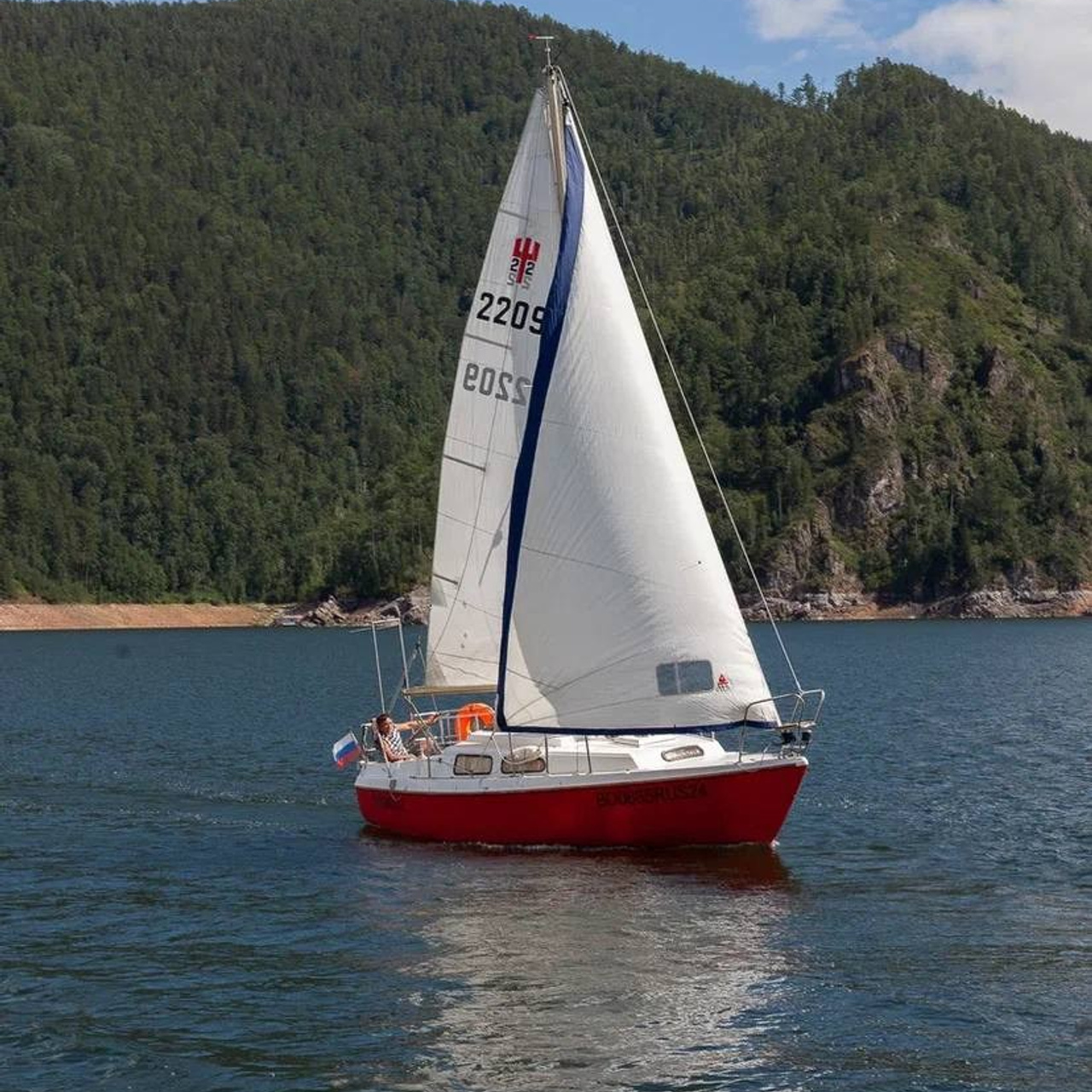 Стромболи. RestPlace — парусные, премиум яхты, катера — аренда Красноярск