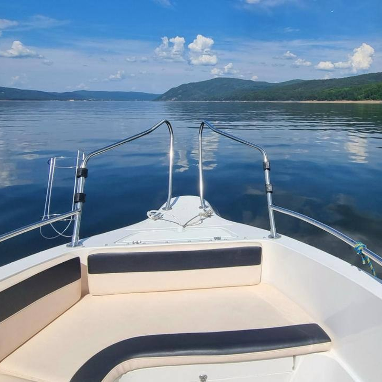 Открытая Сибирь. RestPlace — парусные, премиум яхты, катера — аренда Красноярск