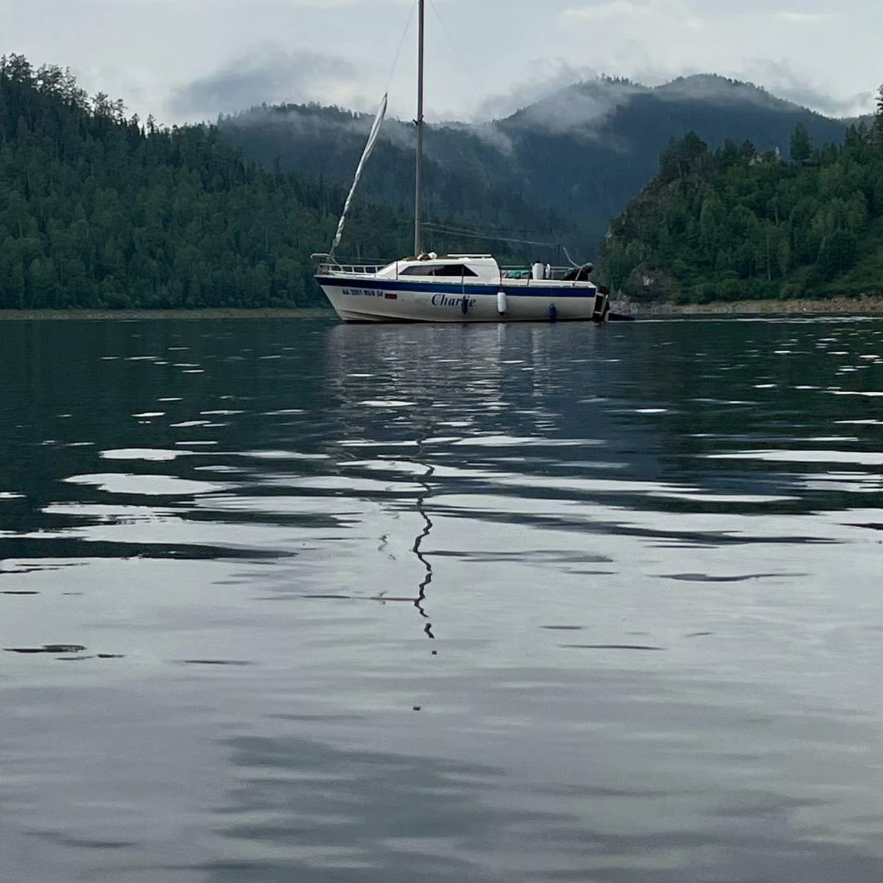 Чарли. RestPlace — парусные, премиум яхты, катера — аренда Красноярск