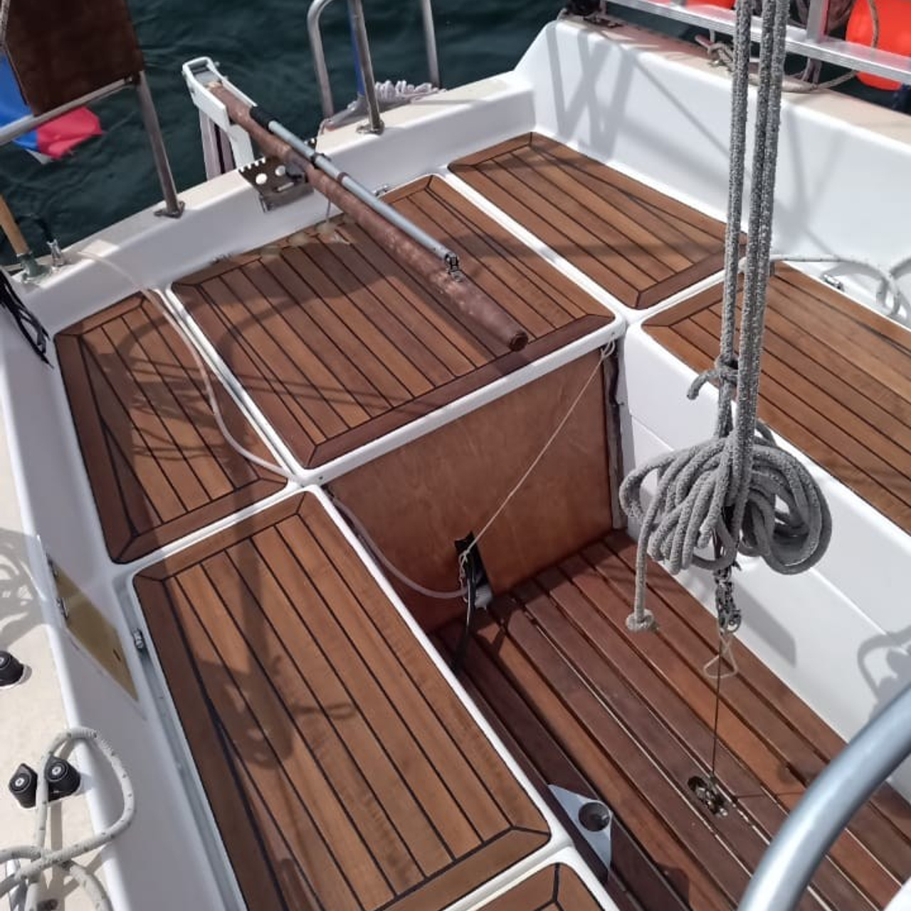 Стромболи. RestPlace — парусные, премиум яхты, катера — аренда Красноярск