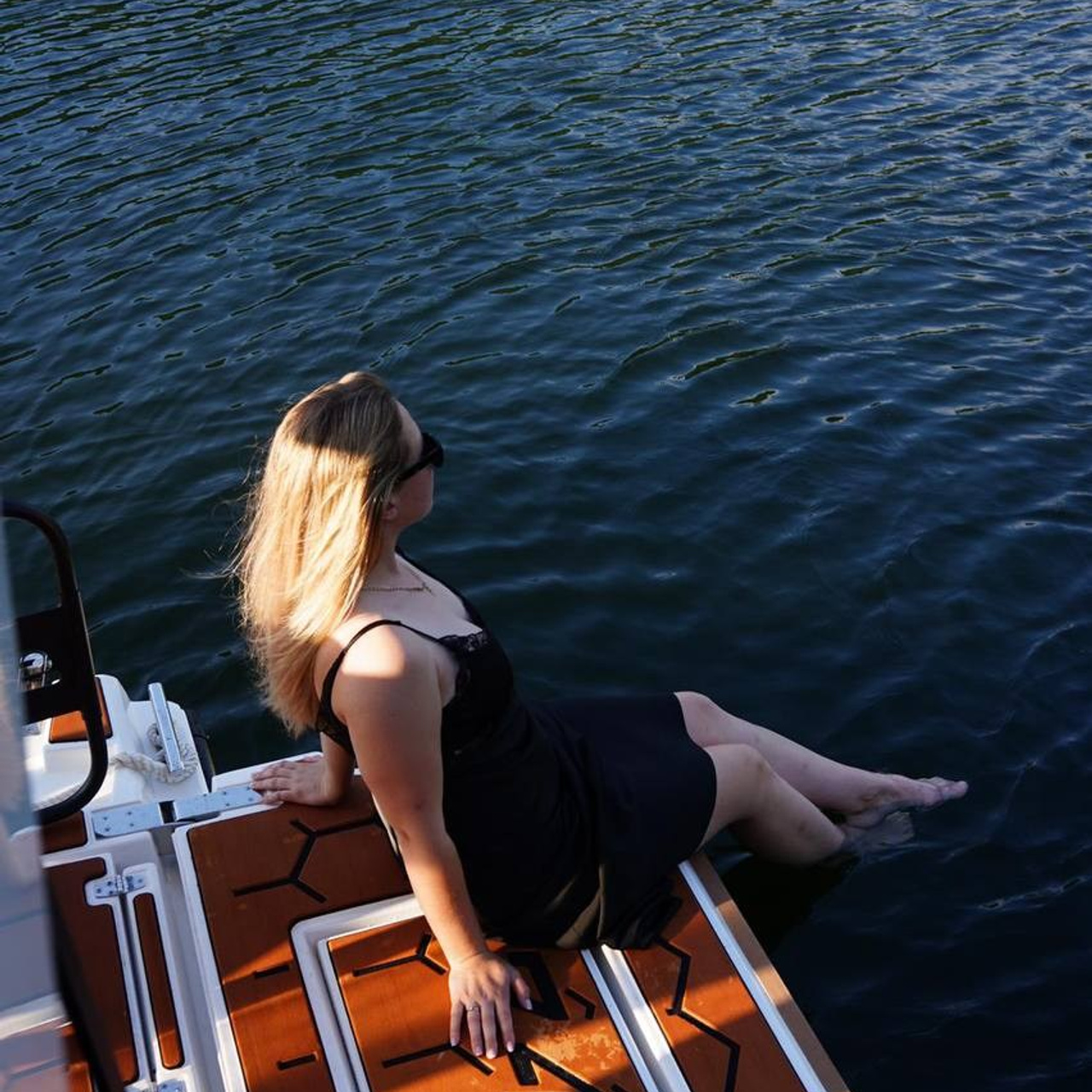 Алиса. RestPlace — парусные, премиум яхты, катера — аренда Красноярск