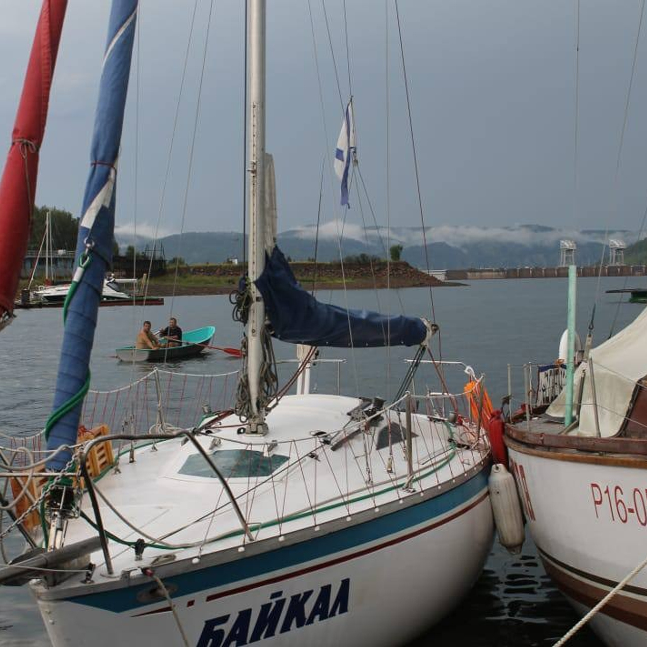 Байкал. RestPlace — айсфлоатинг, яхты, хивусы — активный отдых Красноярск