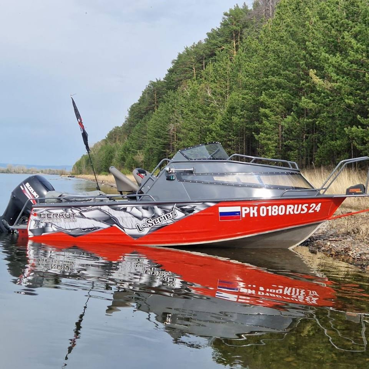 Енисей. RestPlace — парусные, премиум яхты, катера — аренда Красноярск