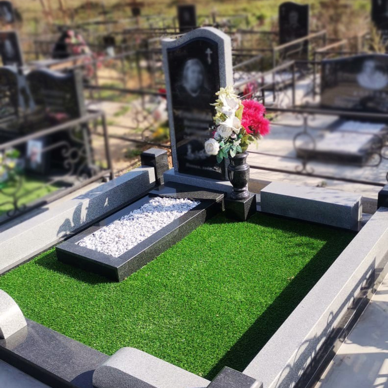 Наши работы. Памятники в Москве и Московской области