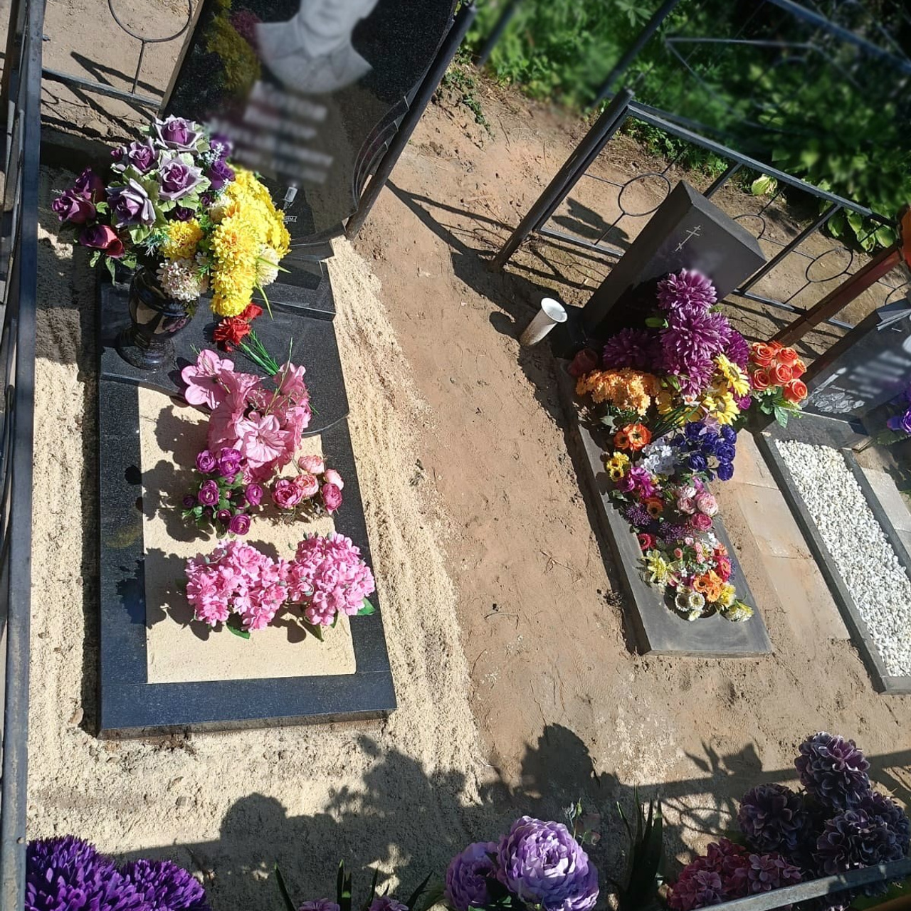 Памятники в Москве и Московской области