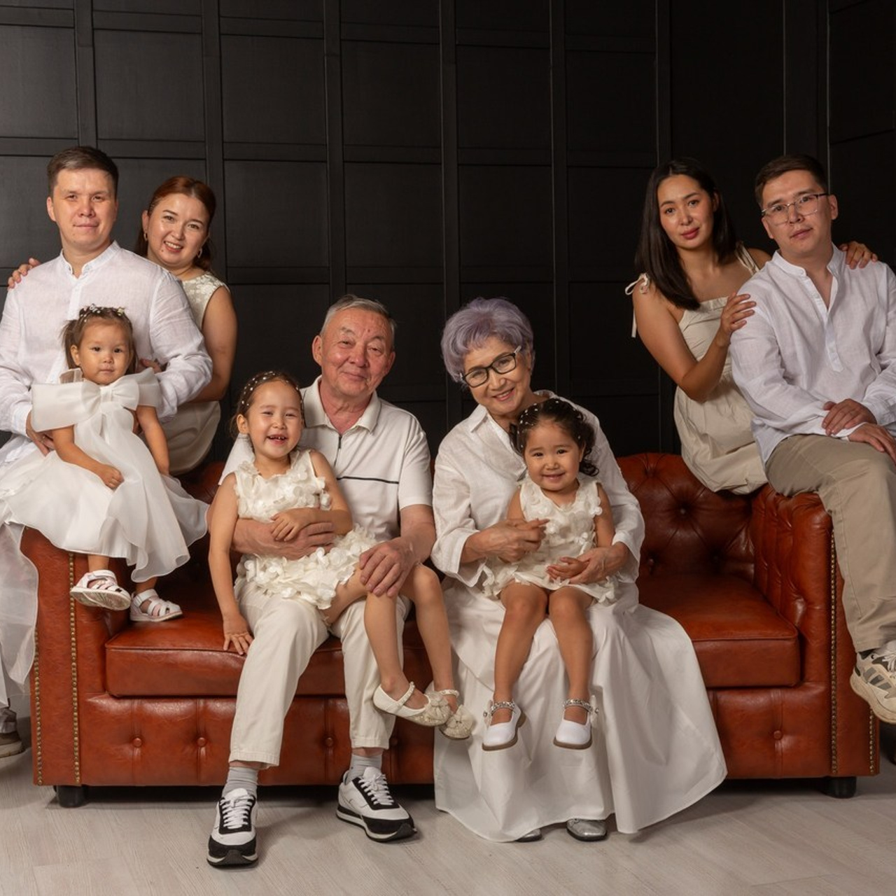 Reviews. Family studio Almaty — Family and Children’s Photography Studio. Professional Photographer in Almaty
