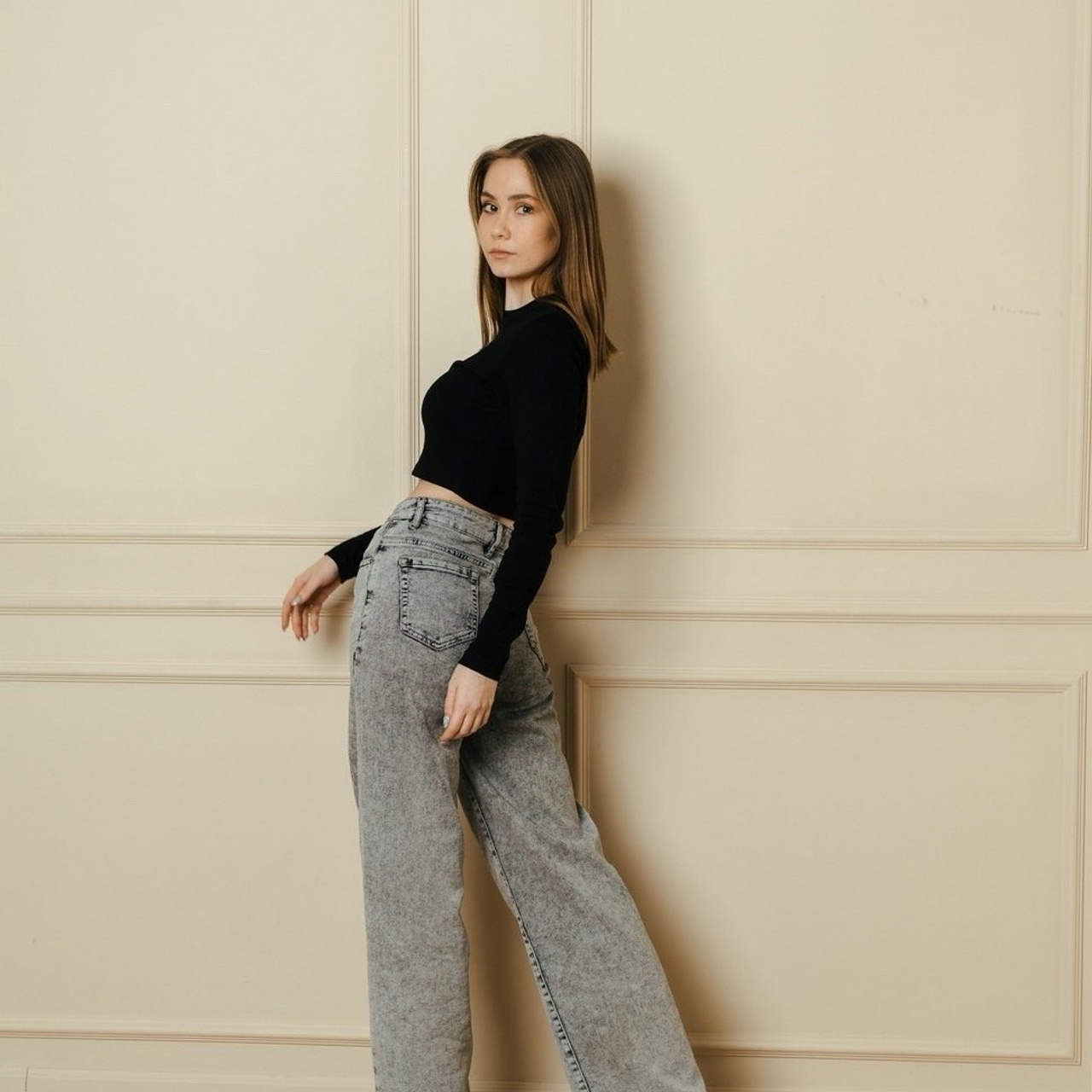 Лина К 18 лет; 170; 86_59_90