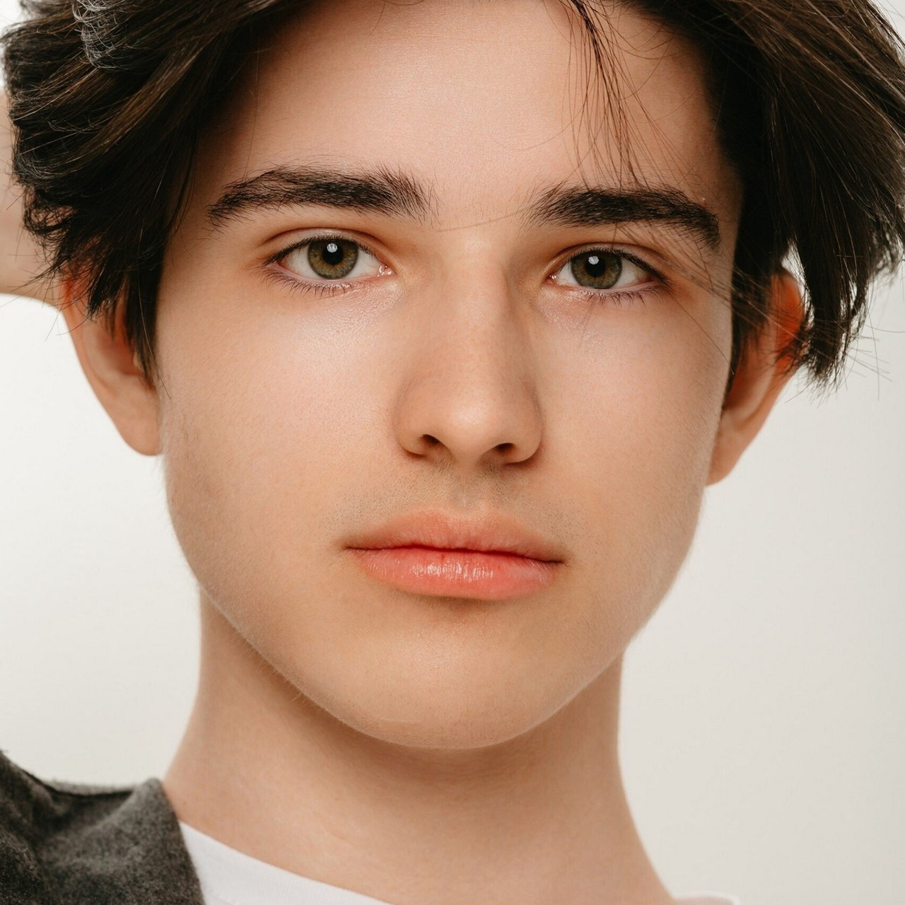 Роман С 17 лет, 190 см, 98_78_97