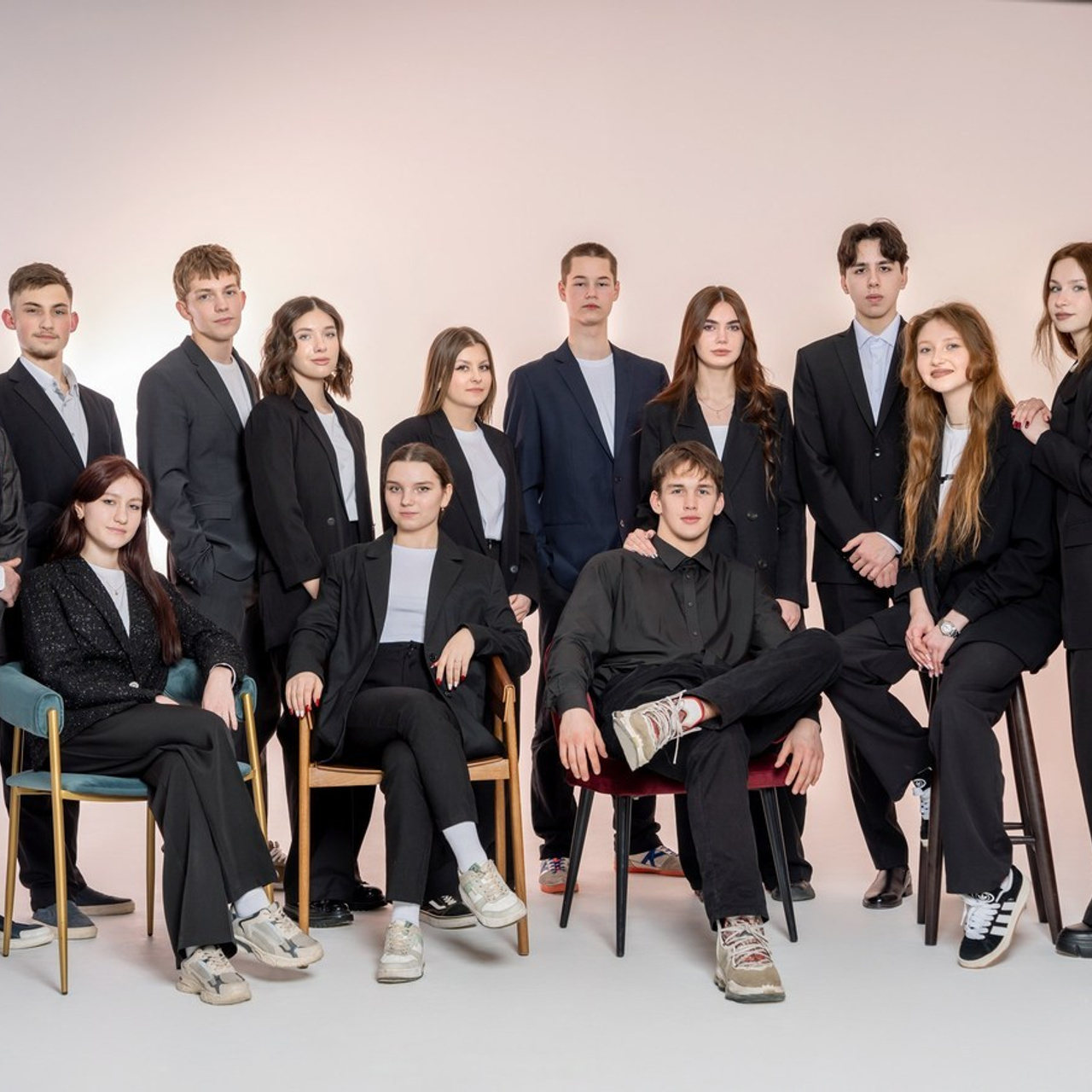 Отзывы о студии фотографии алисаальбумс. Forteens Выпускные альбомы в Нижнем Новгороде