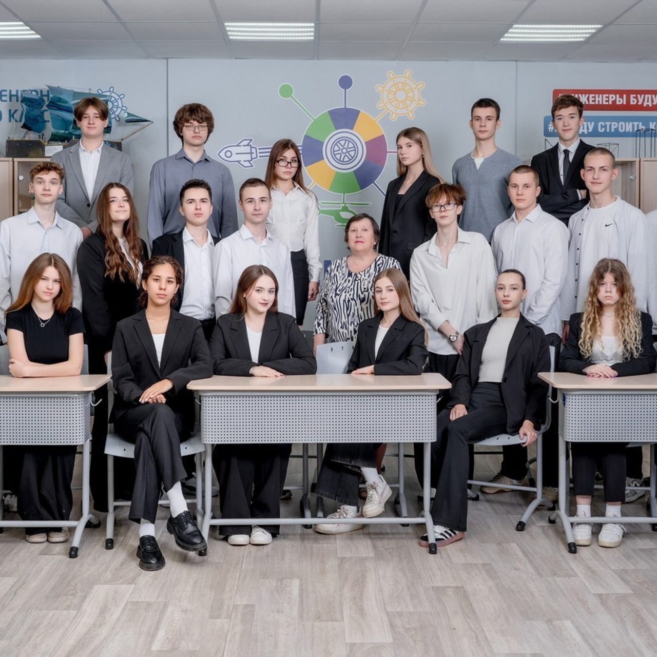 Отзывы о студии фотографии алисаальбумс. Forteens Выпускные альбомы в Нижнем Новгороде