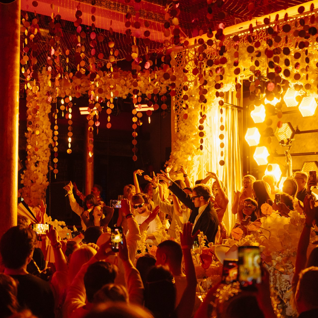 Odyssey «Церемония счастья»