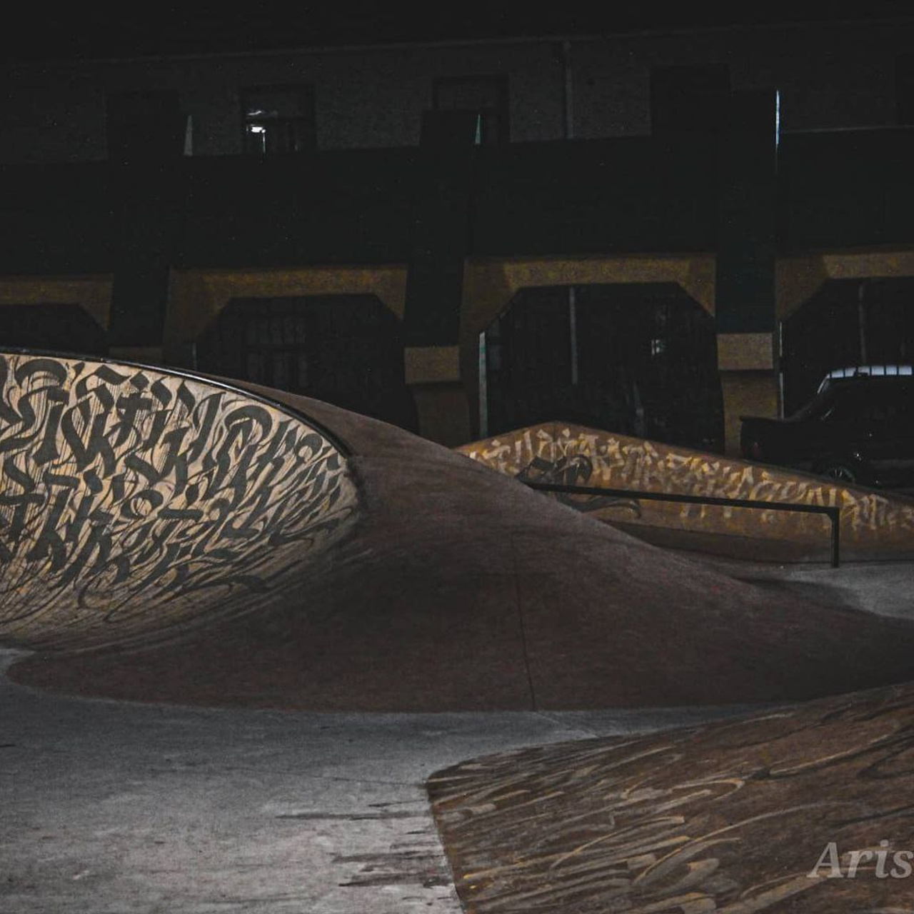 Walls. ㊍ Multi universal visual artist in India