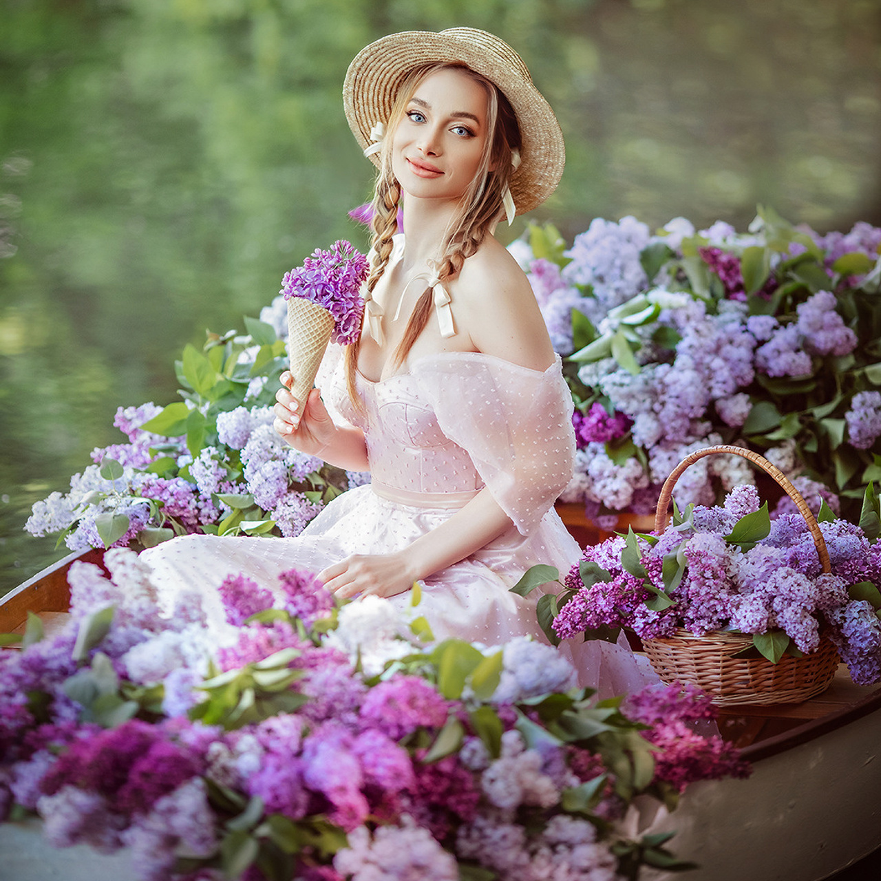 Цветочная лодка