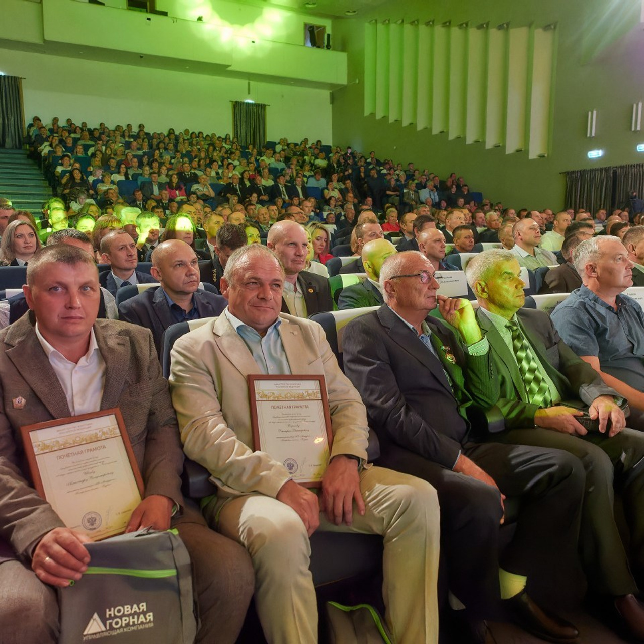 Отзывы. Семейный и детский фотограф в Междуреченск Олег Бамбульский