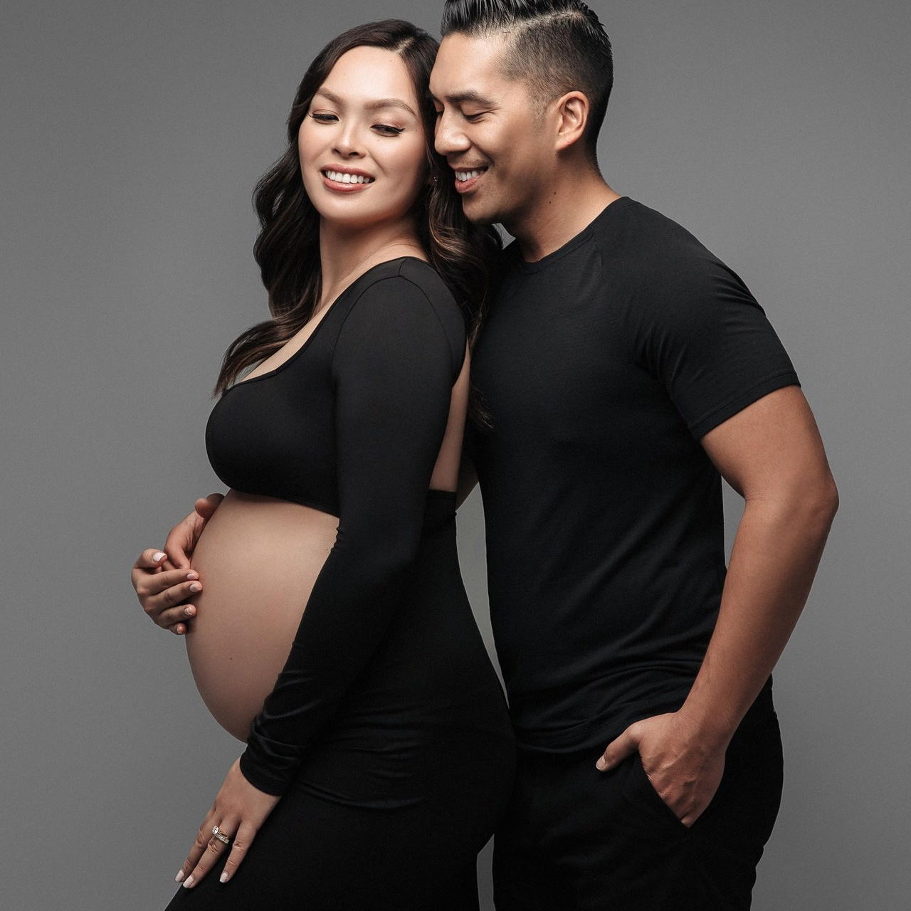 Reviews. LOS ANGELES MATERNITY & FAMILY PHOGRAPHER