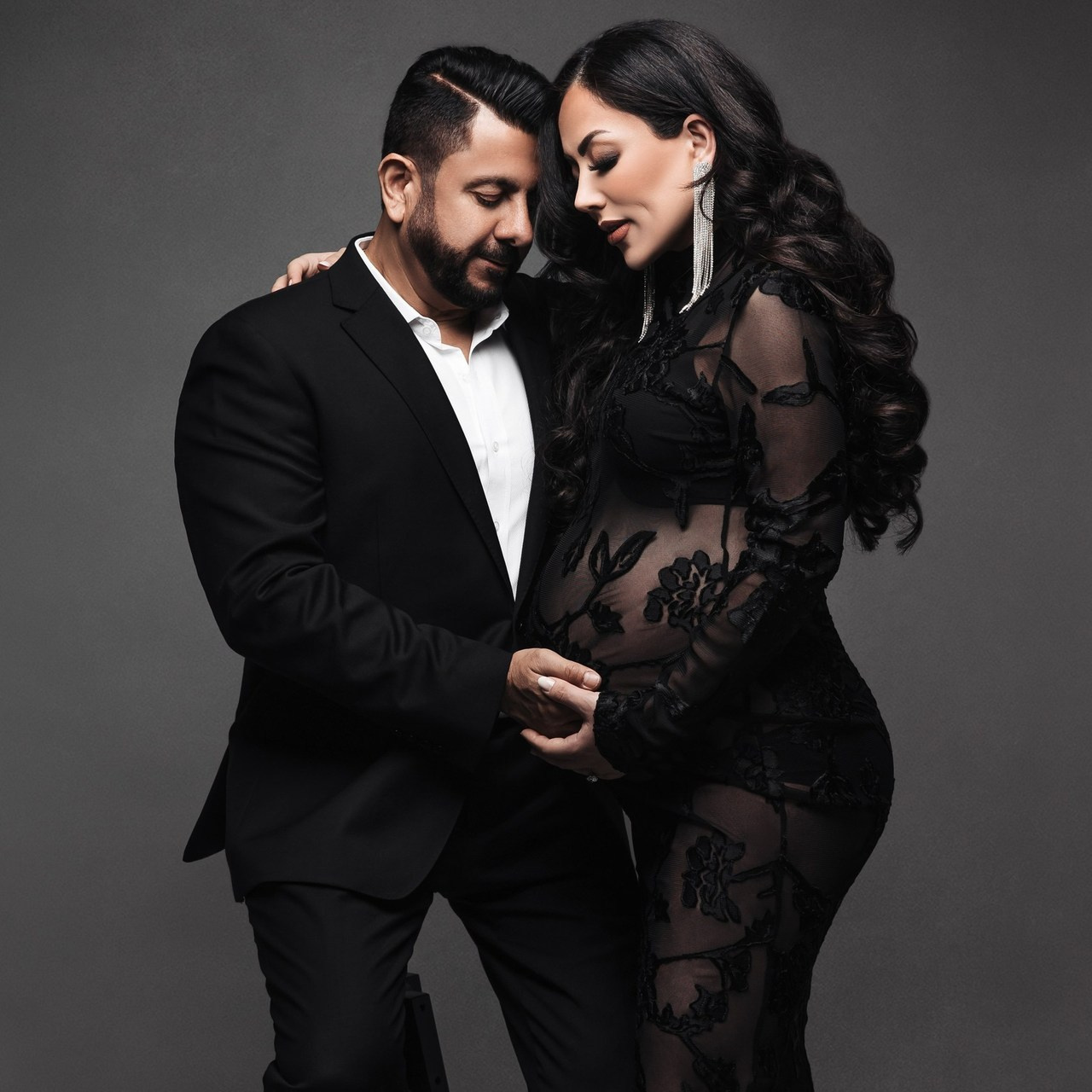 Reviews. LOS ANGELES MATERNITY & FAMILY PHOGRAPHER