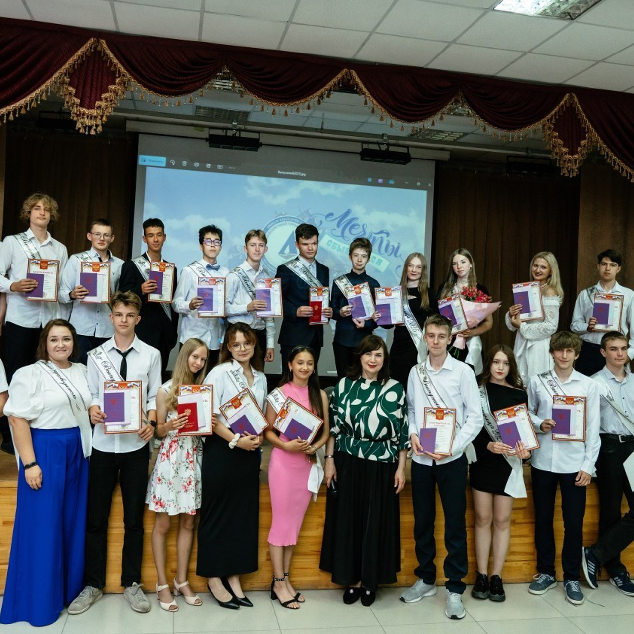 Лучший семейный и свадебный фотограф г. Магнитогорск, отзывы. Семейный и свадебный фотограф Молодзяновская Елена