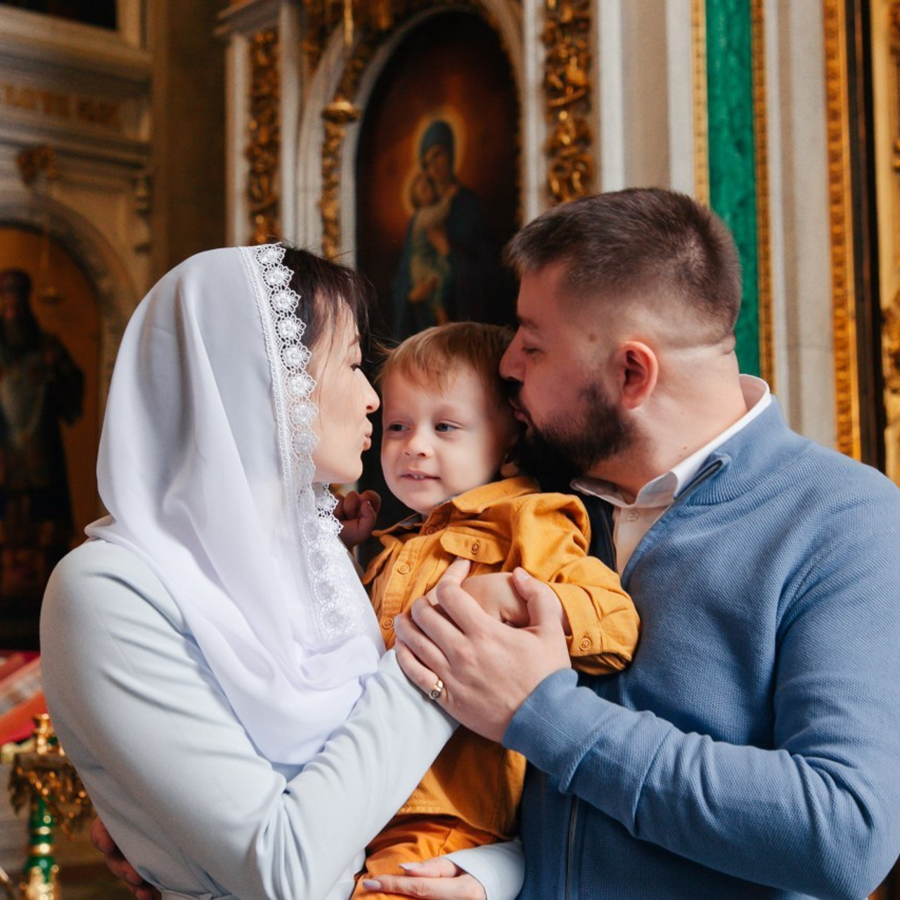 Отзывы на работу. Фотограф крещение венчание в Петербурге! Помогает подобрать храм и посоветовал душевного батюшку в СПб