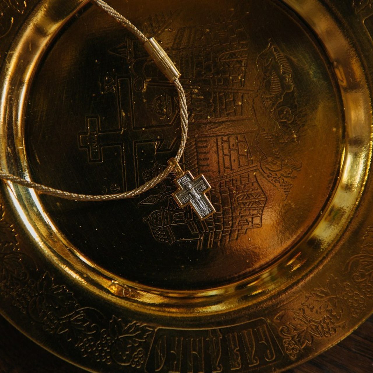 Отзывы на работу. Фотограф крещение венчание в Петербурге! Помогает подобрать храм и посоветовал душевного батюшку в СПб