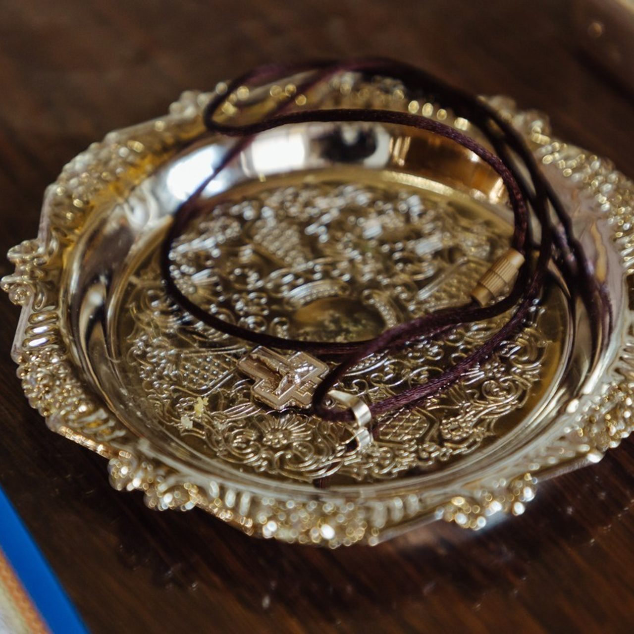 Отзывы на работу. Фотограф крещение венчание в Петербурге! Помогает подобрать храм и посоветовал душевного батюшку в СПб