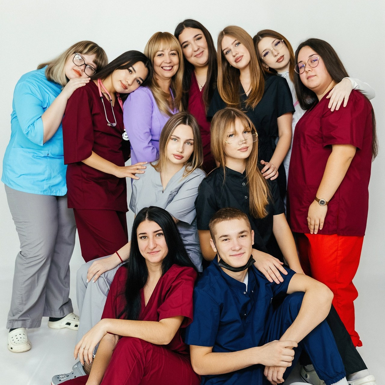 Отзывы. ВЫПУСКНЫЕ АЛЬБОМЫ | РОВЕСНИК | КЕРЧЬ