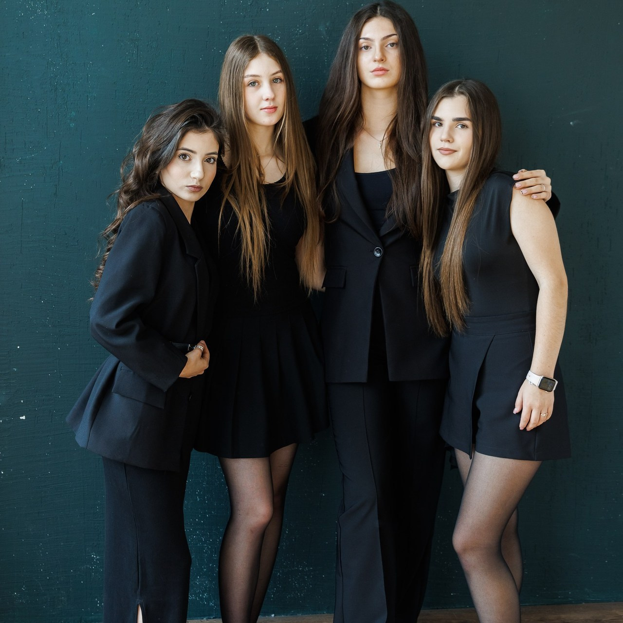 Отзывы. ВЫПУСКНЫЕ АЛЬБОМЫ | РОВЕСНИК | КЕРЧЬ