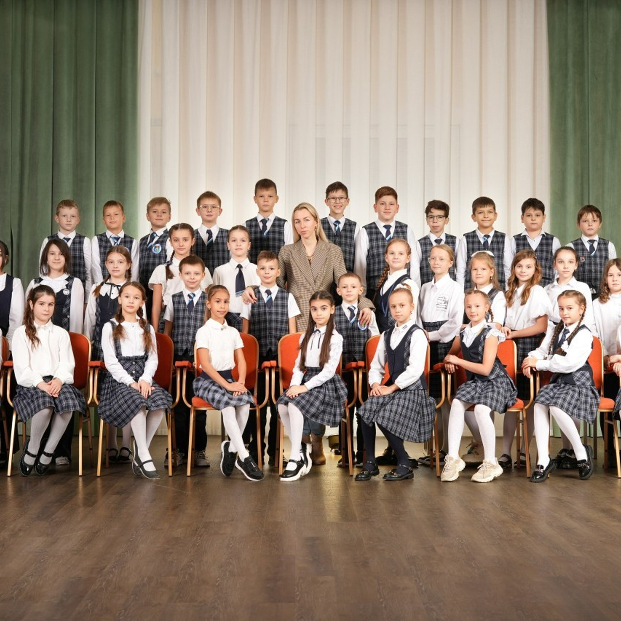 Выпускной альбом Краснодар отзывы. Ваш выпускной альбом в Краснодаре