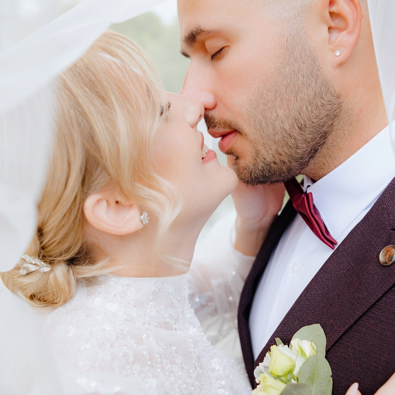 Отзывы моих клиентов. Свадебный фотограф в Балаково — Андрей Яхнин: стильные и эмоциональные фотосессии