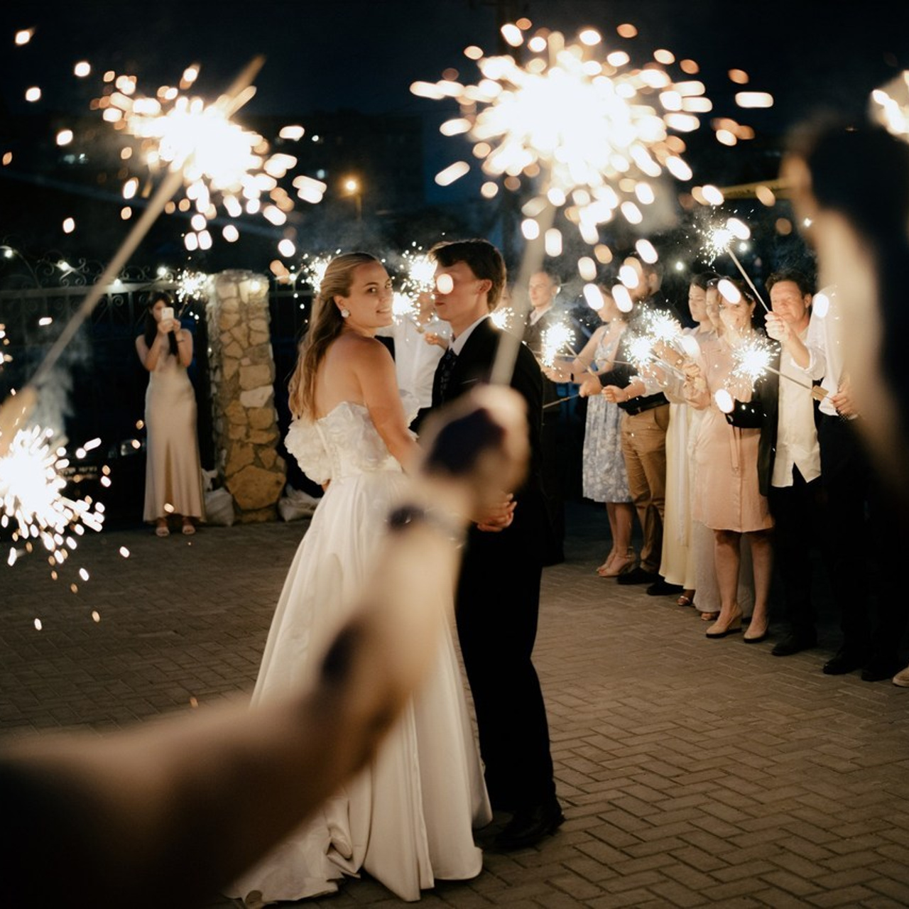 Отзывы моих клиентов. Свадебный фотограф в Балаково — Андрей Яхнин: стильные и эмоциональные фотосессии
