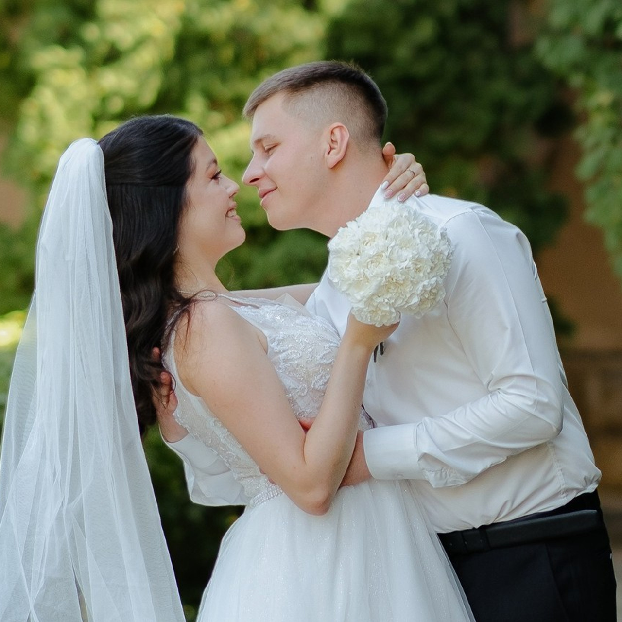 Отзывы моих клиентов. Свадебный фотограф в Балаково — Андрей Яхнин: стильные и эмоциональные фотосессии