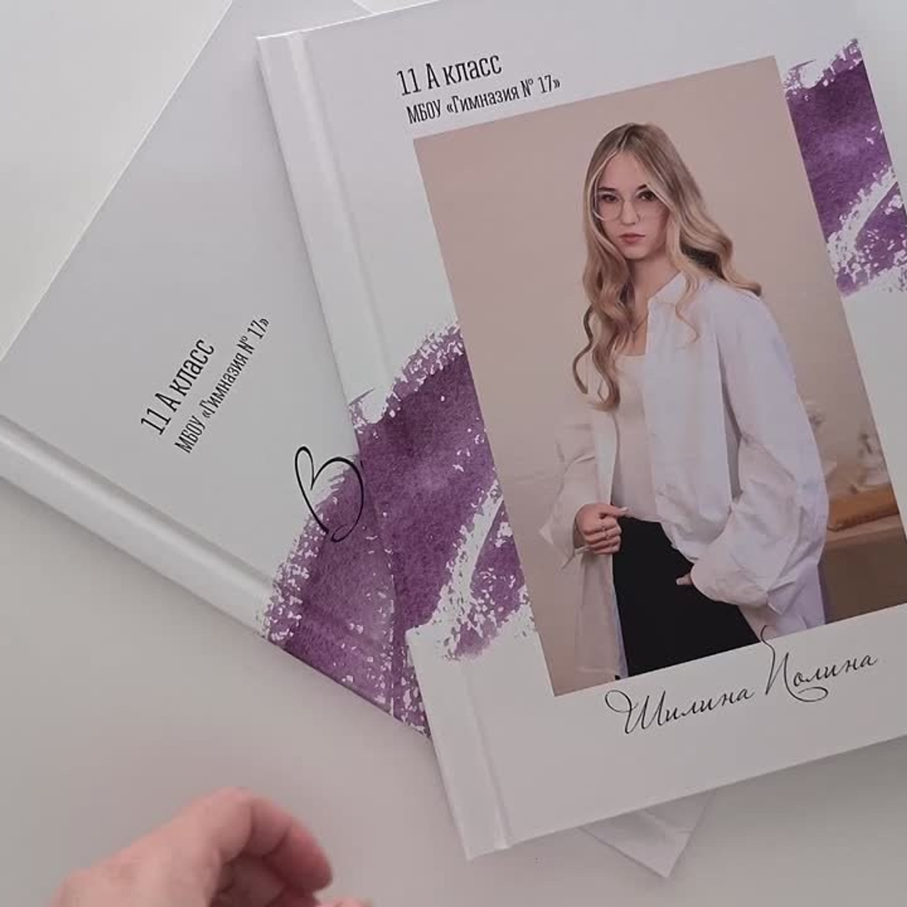 Выпускные  книги и альбомы для 9-х,11-х ,старших классов. Выпускные альбомы в Нижнем Новгороде и Нижегородской области