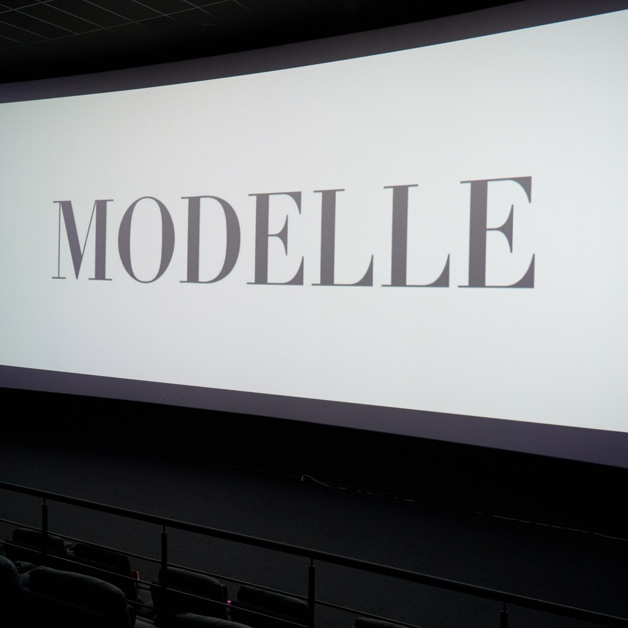 Оставить Отзыв. Профессиональный репортажный фотограф в Самаре Никита Королев