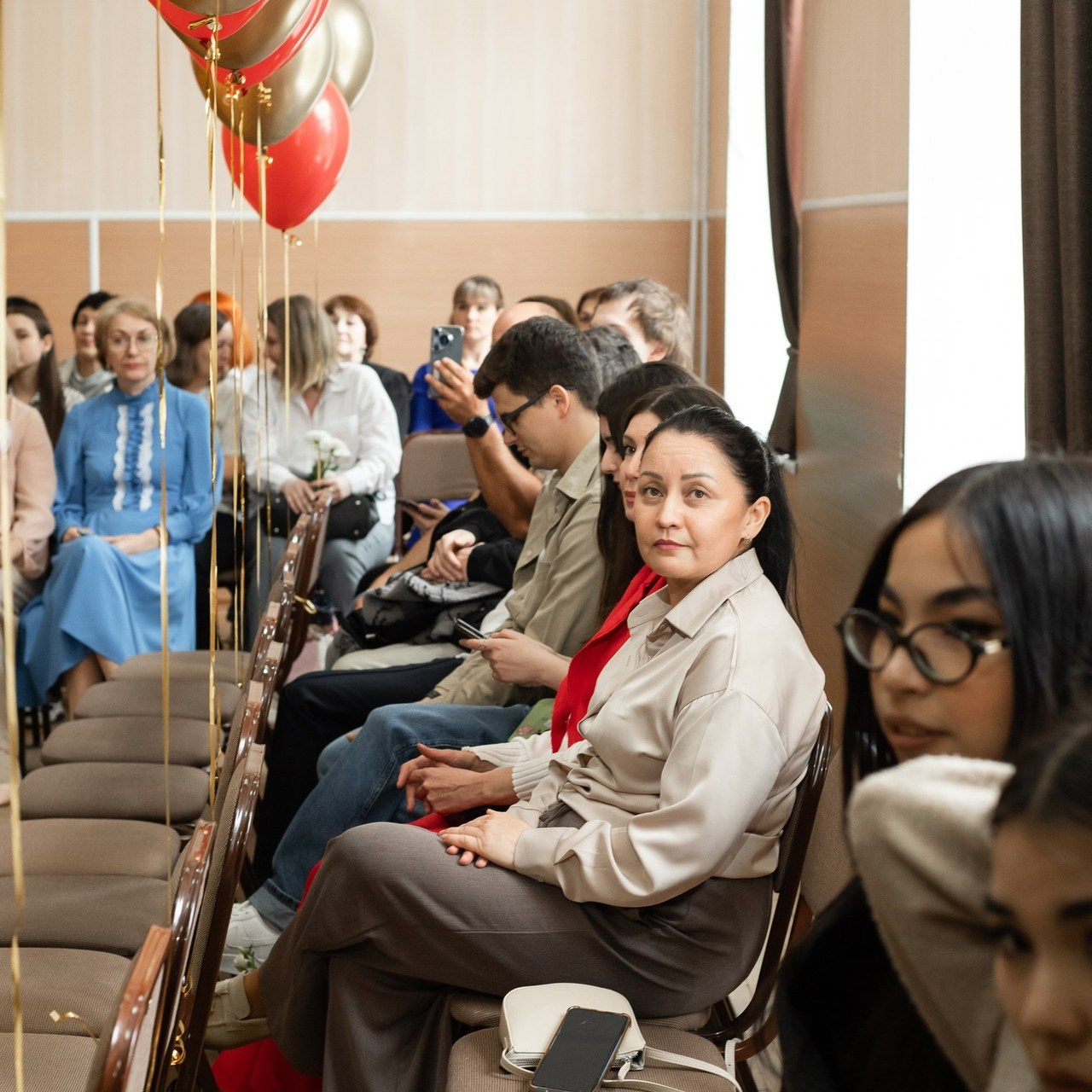 Отзывы на фотографа Валя Мердина. Атмосферная фотосъёмка в Омске!