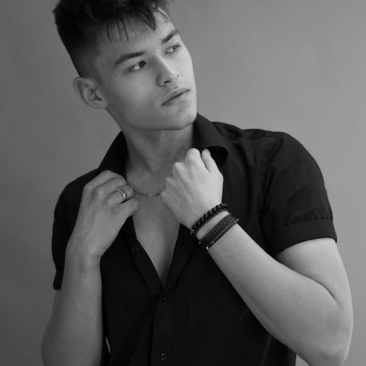 АНУАР. OMIRBEK Alibekivich | Фотограф-ретушер