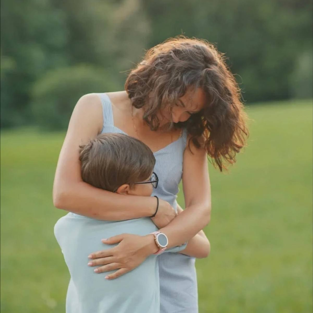 • Feedback. Cinematic presets video/photo, visual, content creator Lina Pleshakova