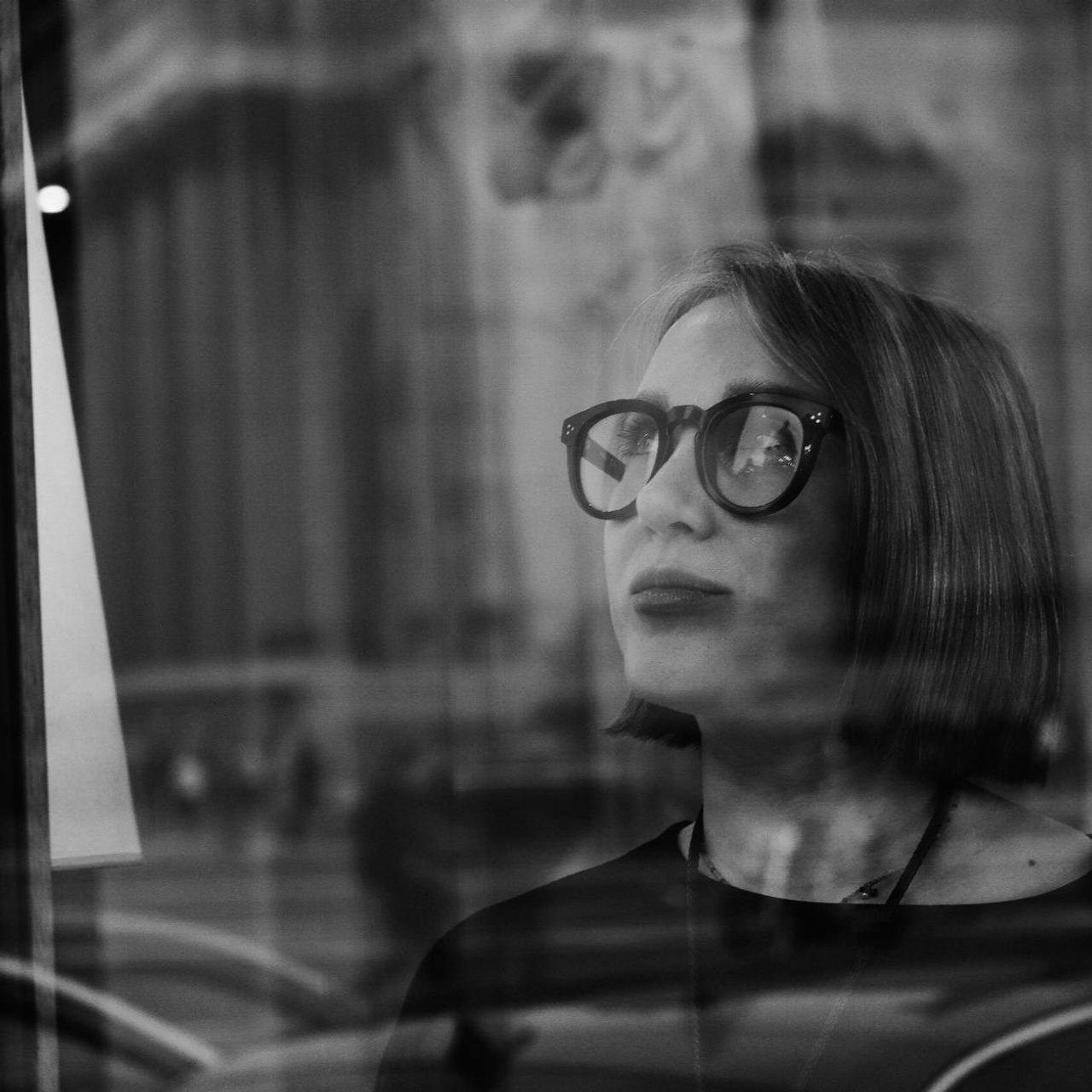 • Feedback. Cinematic presets video/photo, visual, content creator Lina Pleshakova