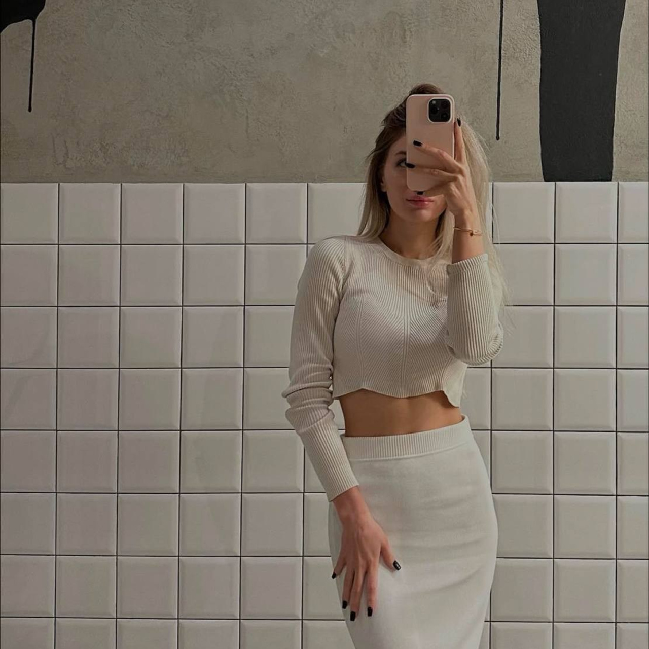 • Feedback. Cinematic presets video/photo, visual, content creator Lina Pleshakova